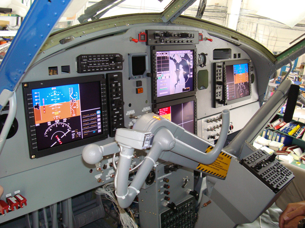 Viking_Twin_Otter_Series_400_cockpit_large